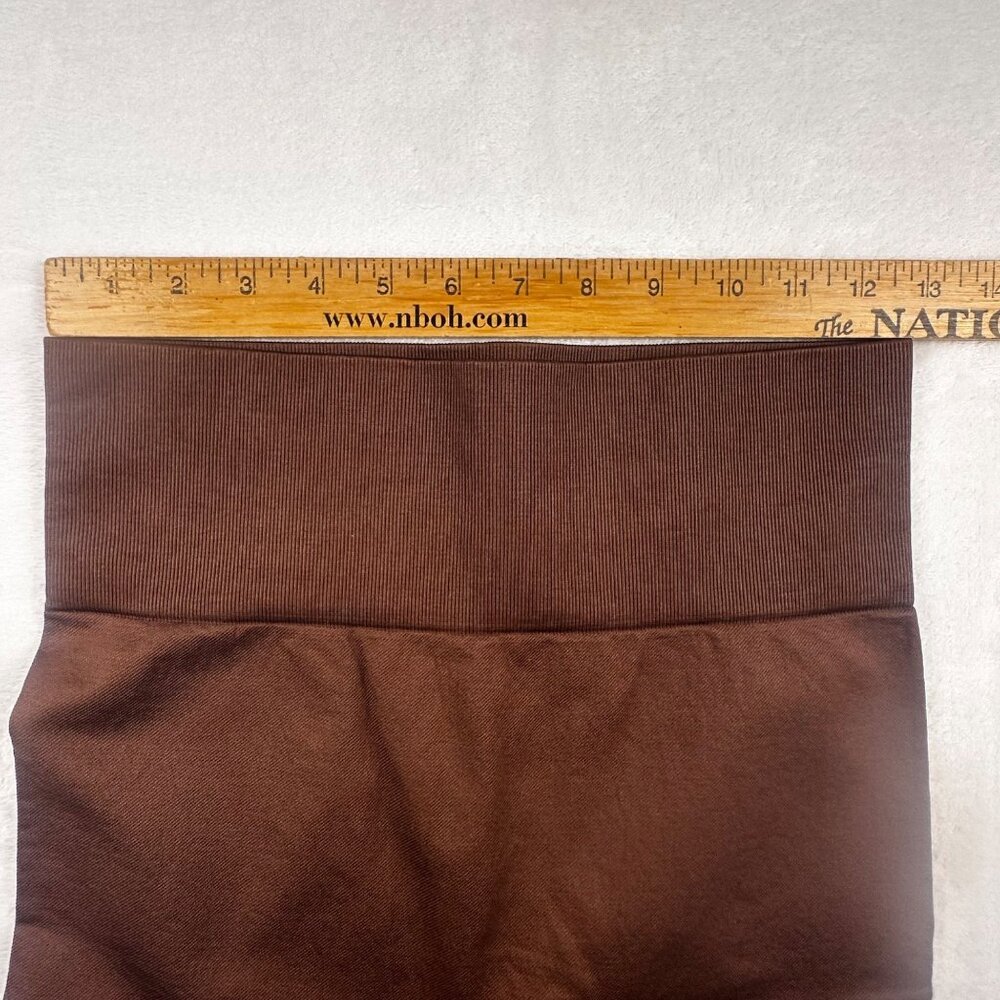 ~NWT PLT~ Seamless High Waist Gym Leggings Dark Brown Sz M Womens Activewear - Picture 4 of 7